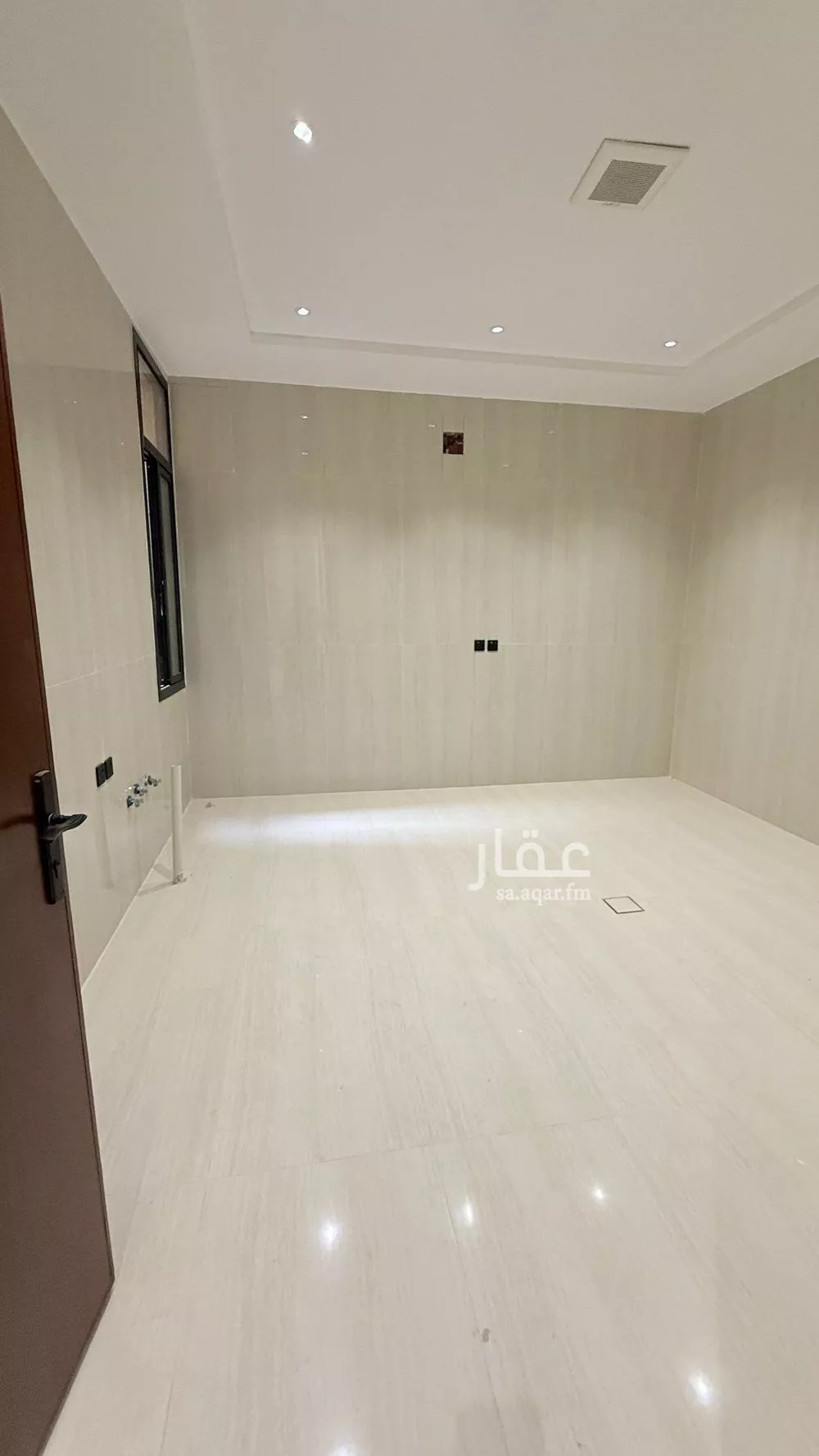 6 bedroom villa in Al Uraija Al Gharbiyah 7