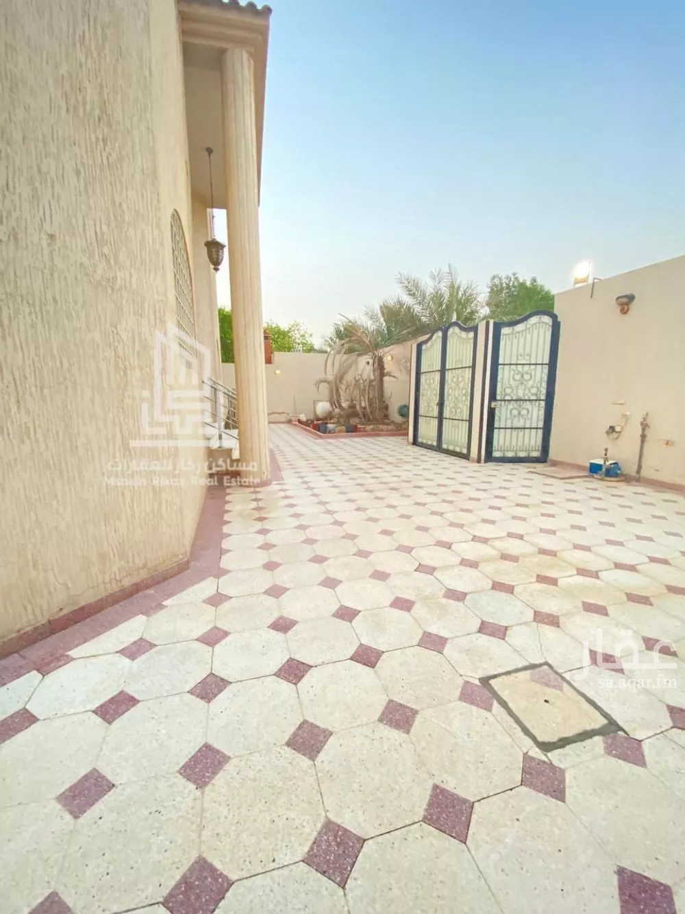 14 bedroom villa in Al Fayha 5