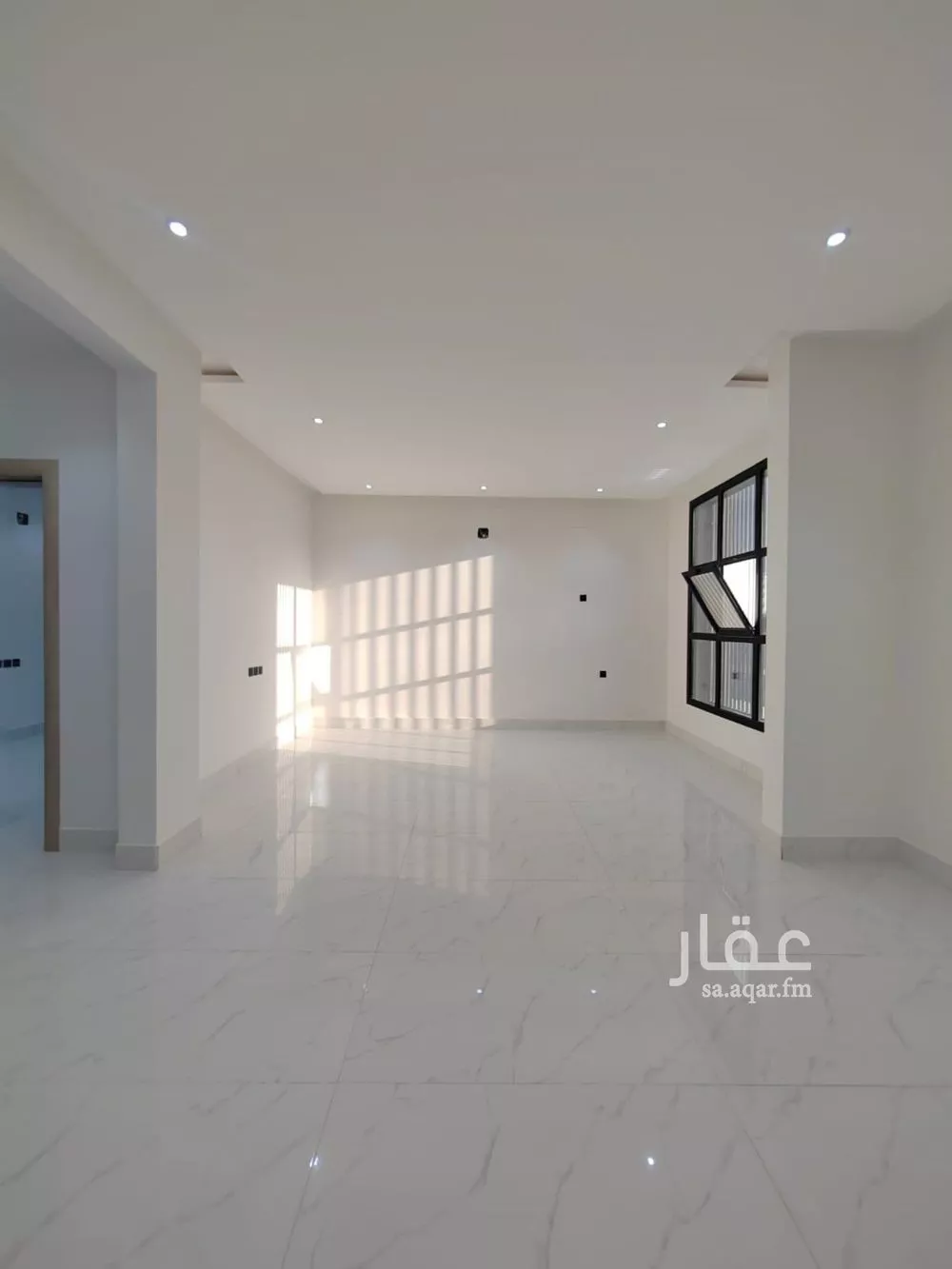 6 bedroom villa in Al Uraija Al Gharbiyah 10
