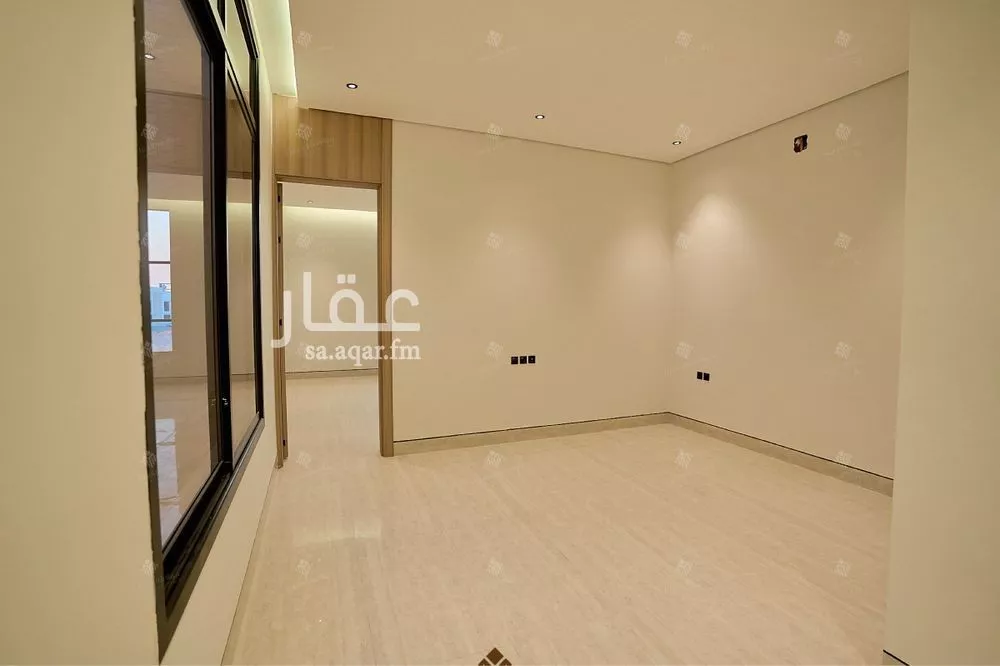 5 bedroom villa in Al Mahdiyyah 21