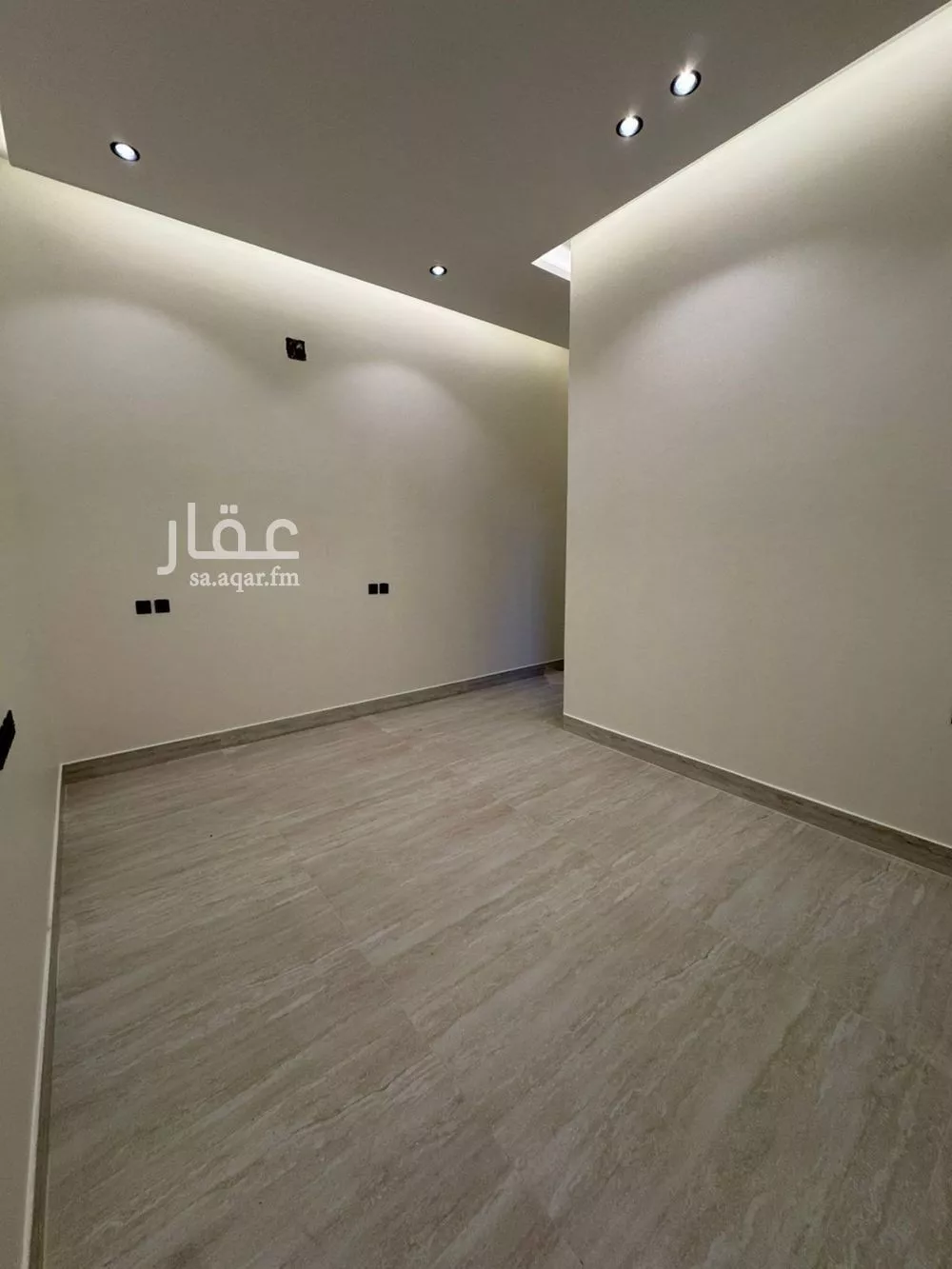 فيلا 5 غرف في المهدية 6