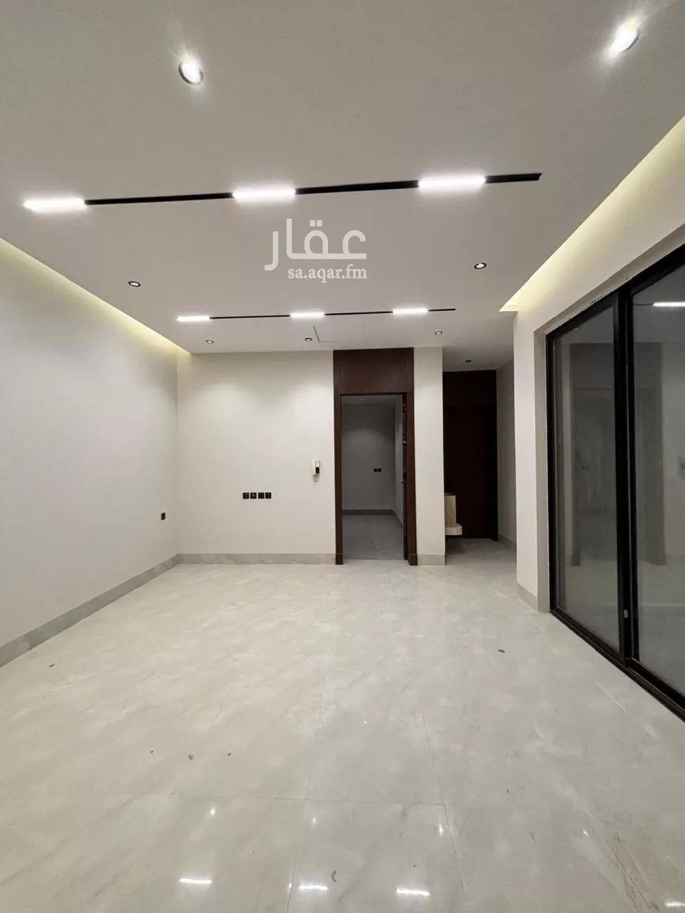 5 bedroom villa in Al Mahdiyyah 16