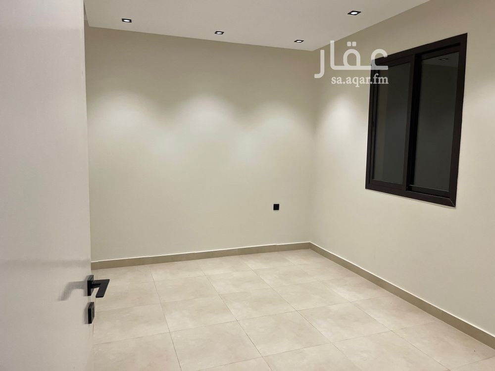 4 bedroom apartment in Tuwaiq, Riyadh 4