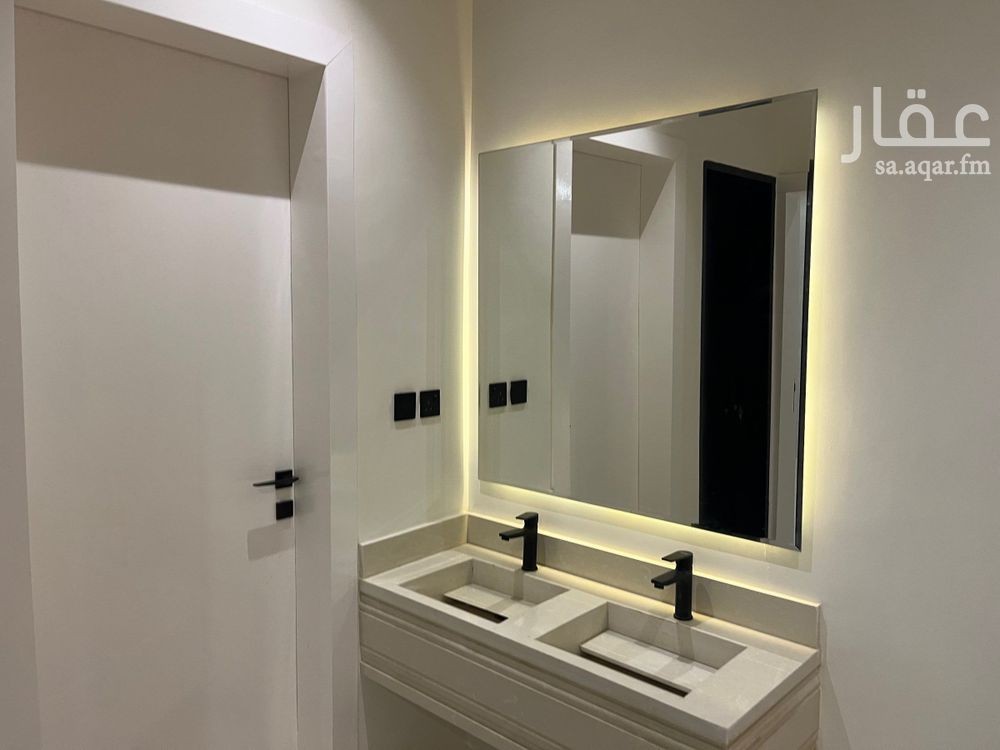 4 bedroom apartment in Tuwaiq, Riyadh 10