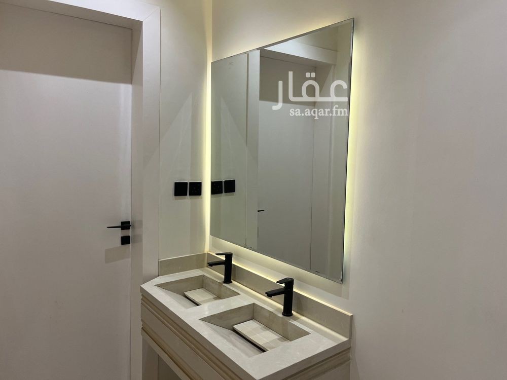 4 bedroom apartment in Tuwaiq, Riyadh 25