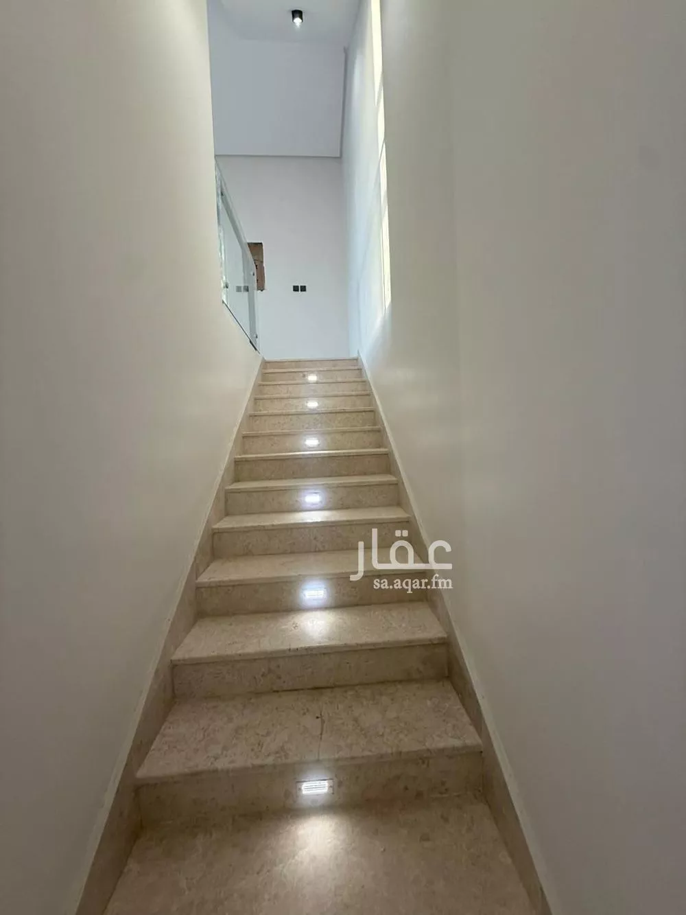 فيلا 6 غرف في المهدية 7
