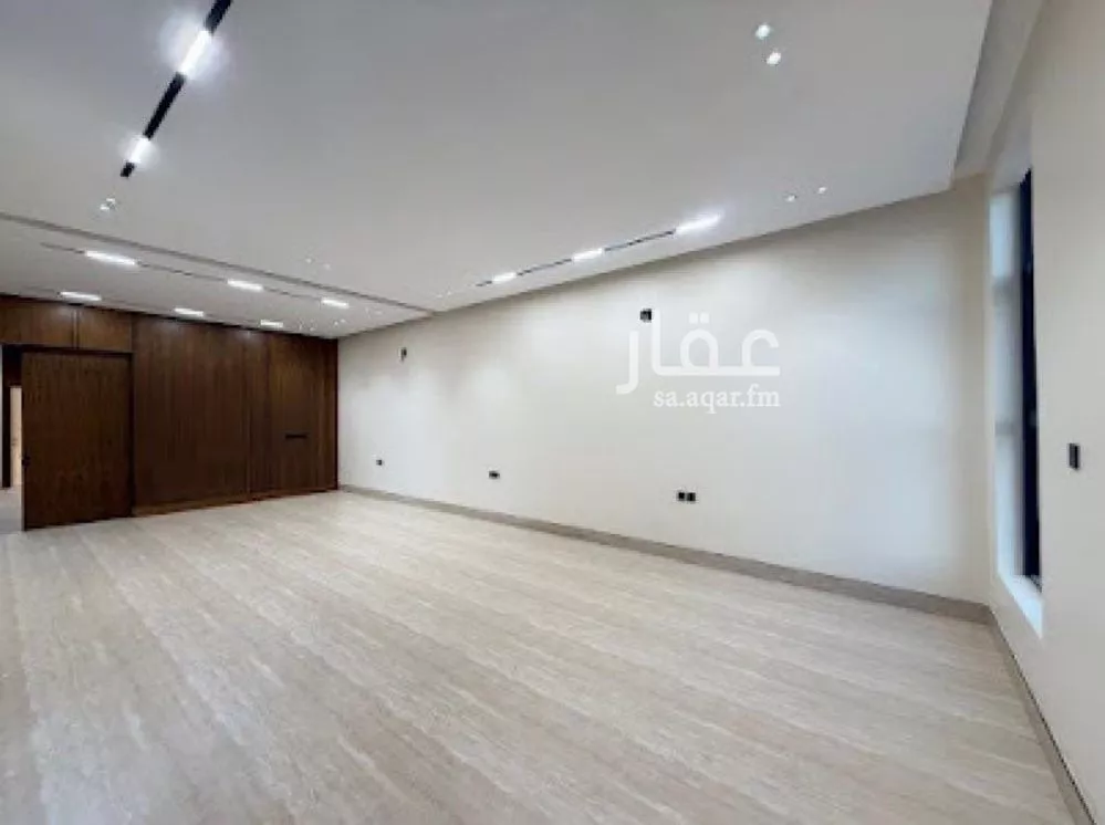 5 bedroom villa in Al Mahdiyyah 5