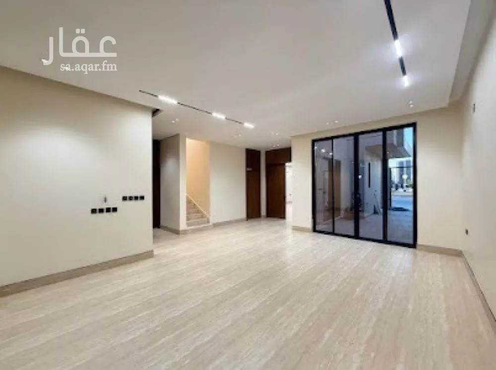 5 bedroom villa in Al Mahdiyyah 7