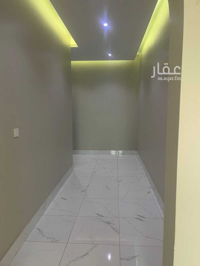 الطابق في أبحر الشمالية