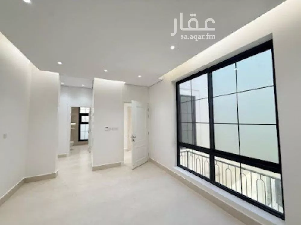 5 bedroom villa in Al Mahdiyyah 16