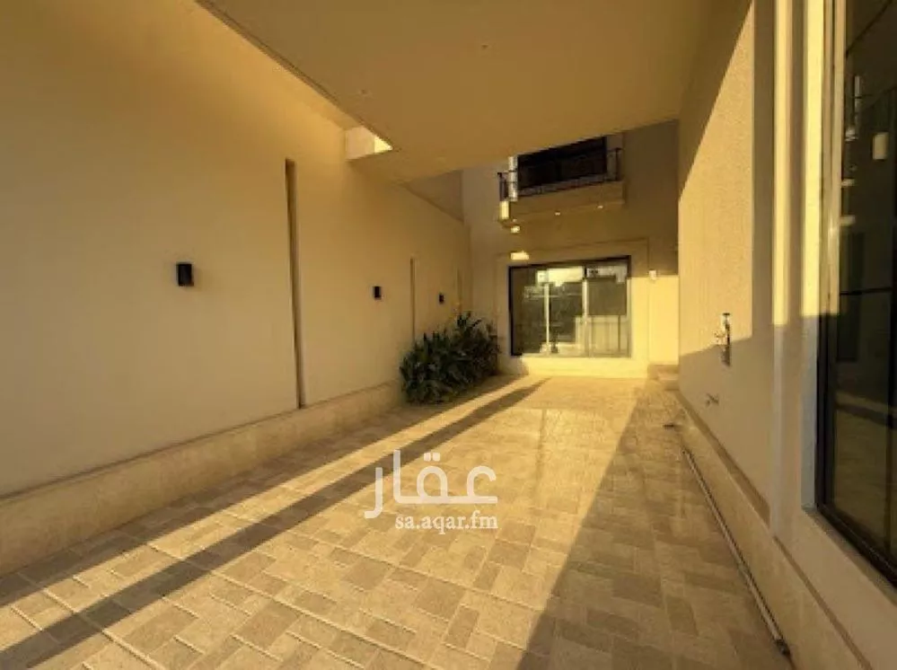5 bedroom villa in Al Mahdiyyah 22