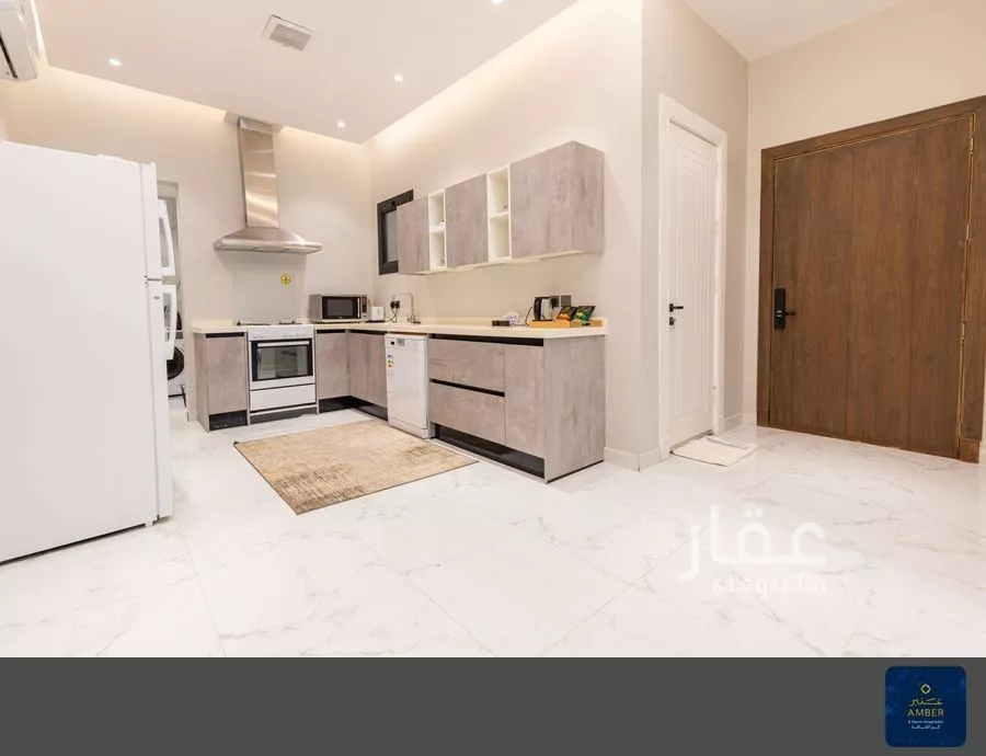 3 bedroom apartment in Al Qairawan 13