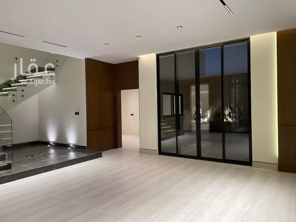 6 bedroom villa in Al Mahdiyyah 8
