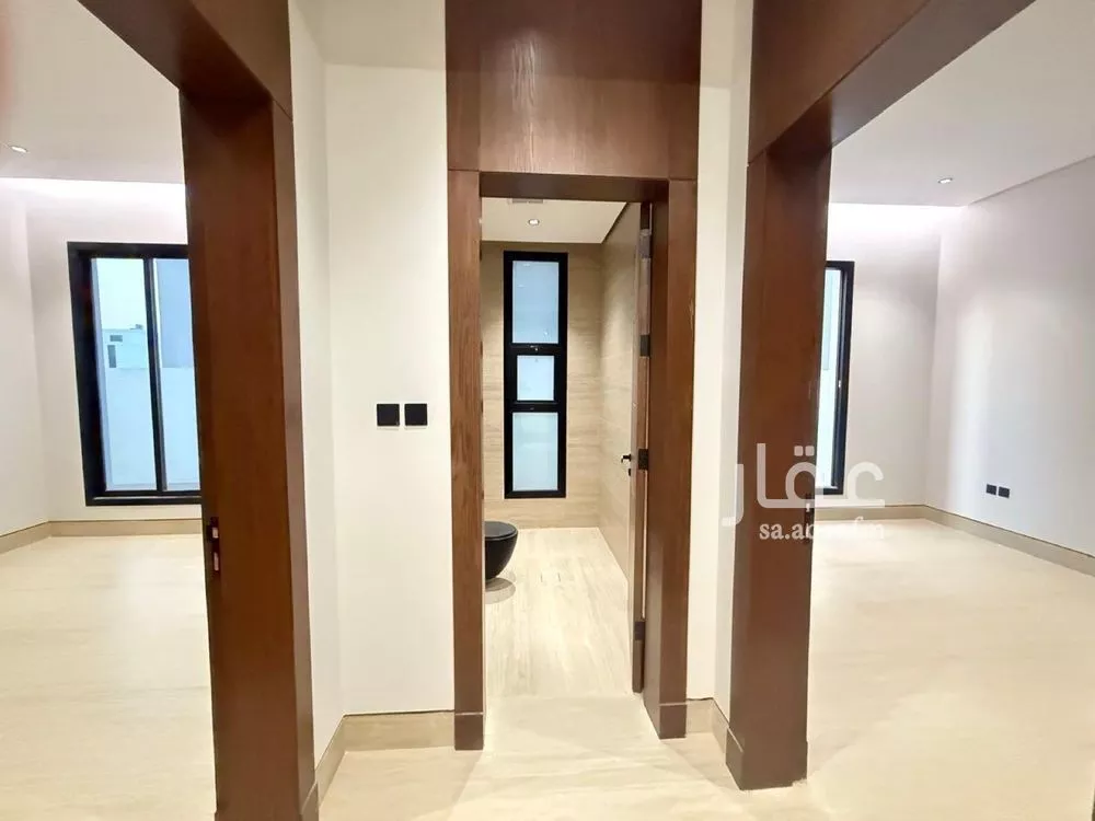 5 bedroom villa in Al Mahdiyyah 3