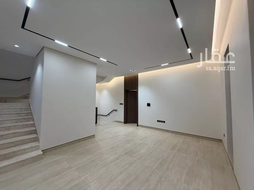 6 bedroom villa in Al Mahdiyyah 15