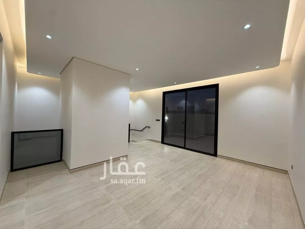 6 bedroom villa in Al Mahdiyyah 17