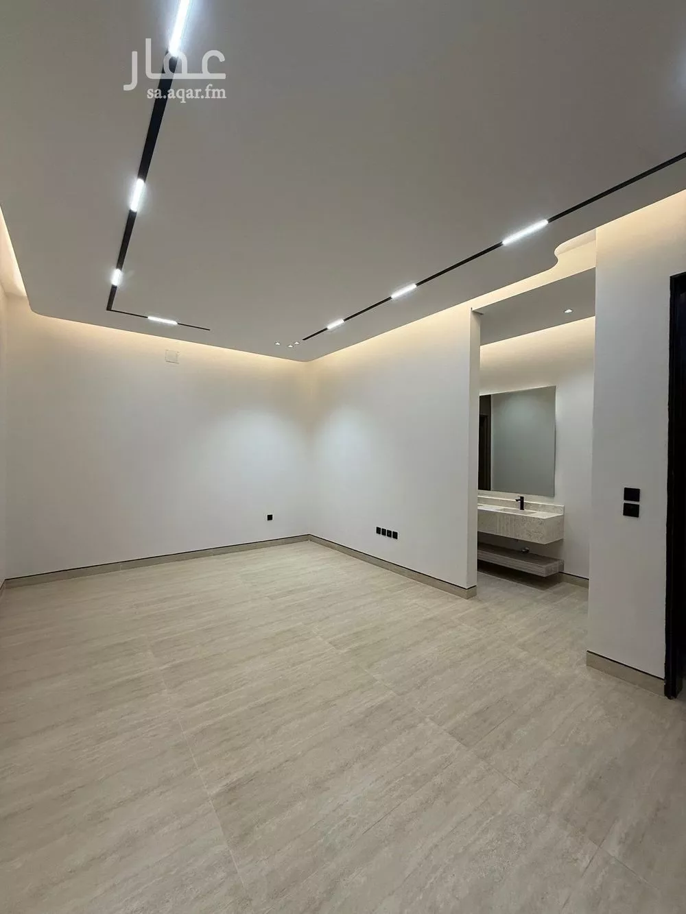 6 bedroom villa in Al Mahdiyyah 4