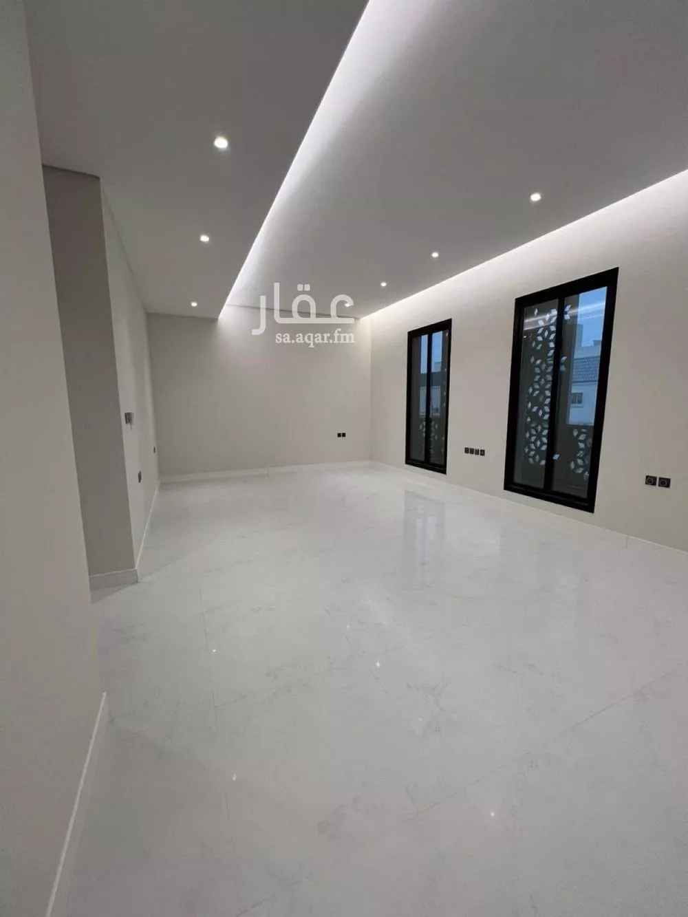 6 bedroom villa in Al Mahdiyyah 3