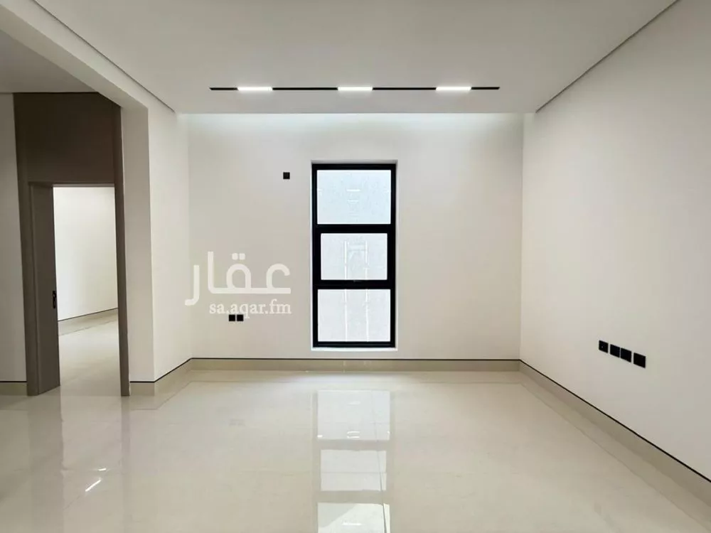 5 bedroom villa in Al Mahdiyyah 12