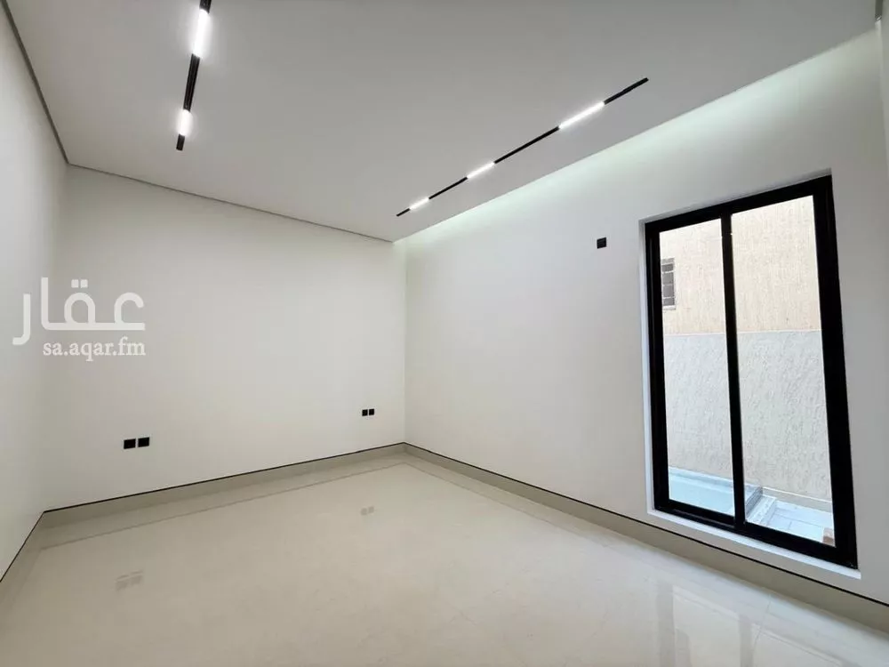 5 bedroom villa in Al Mahdiyyah 14