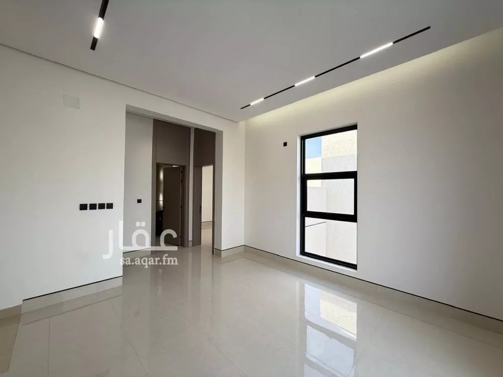 5 bedroom villa in Al Mahdiyyah 16