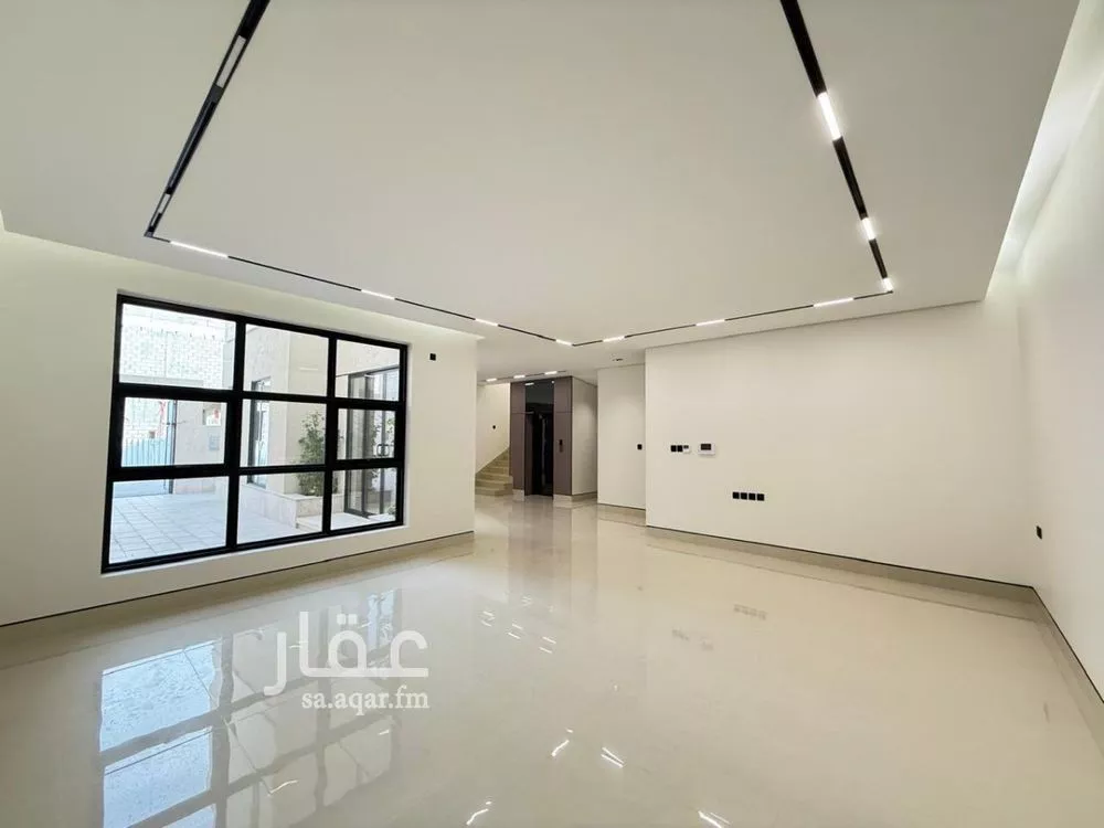 5 bedroom villa in Al Mahdiyyah 18