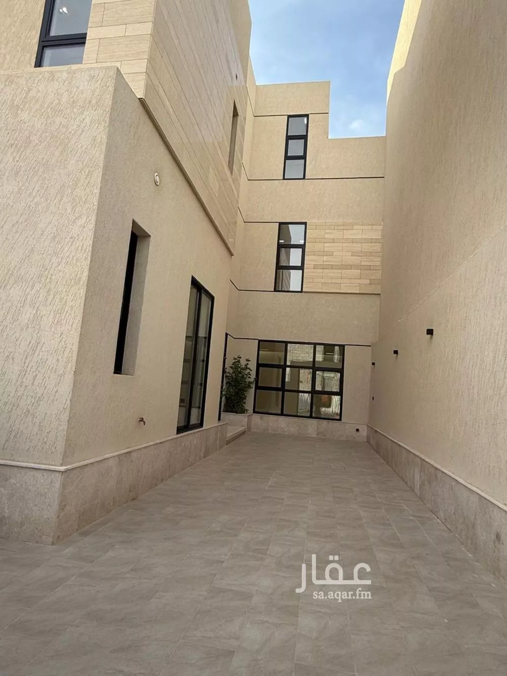 5 bedroom villa in Al Mahdiyyah 29