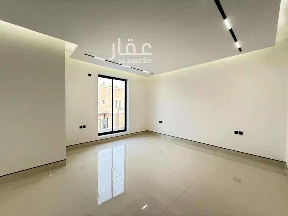 5 bedroom villa in Al Mahdiyyah 10