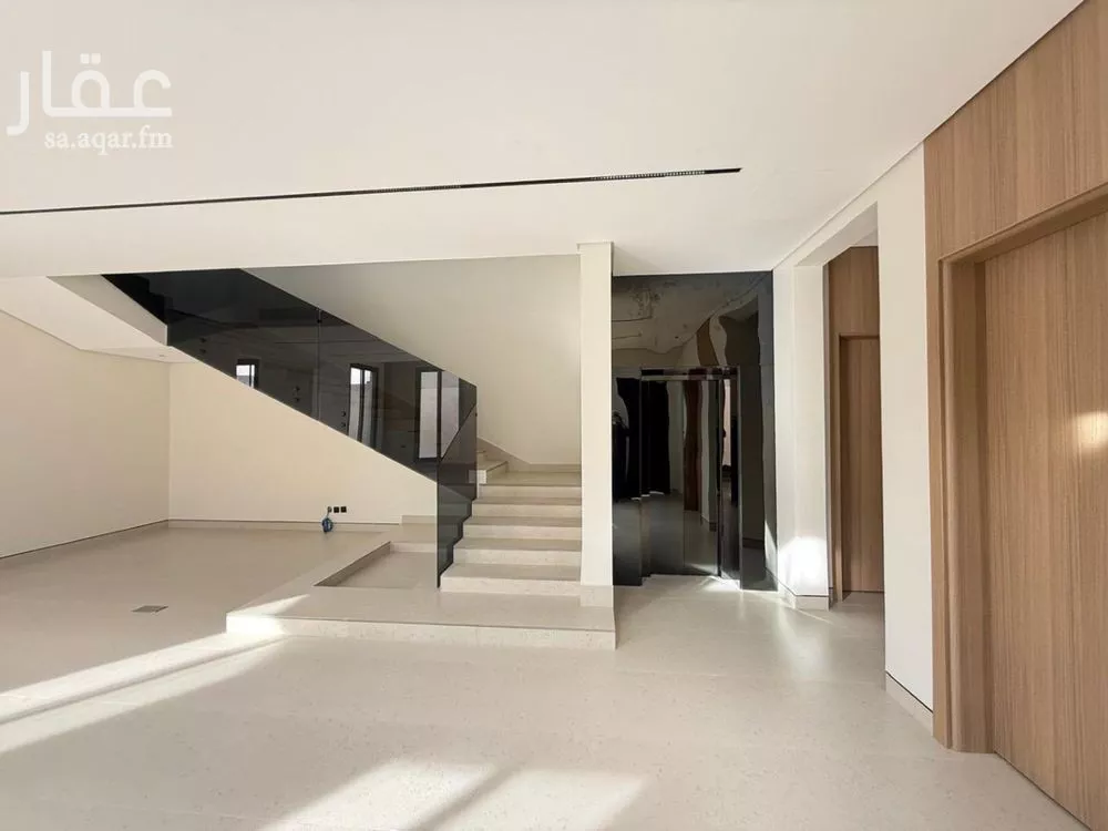 5 bedroom villa in Al Mahdiyyah 12