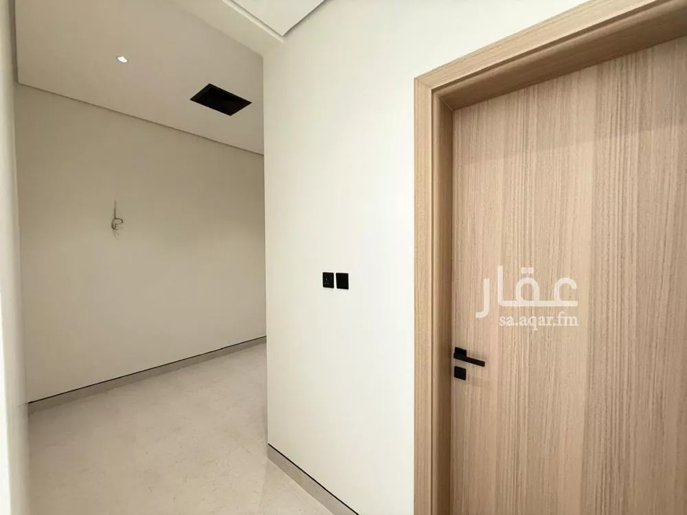5 bedroom villa in Al Mahdiyyah 23