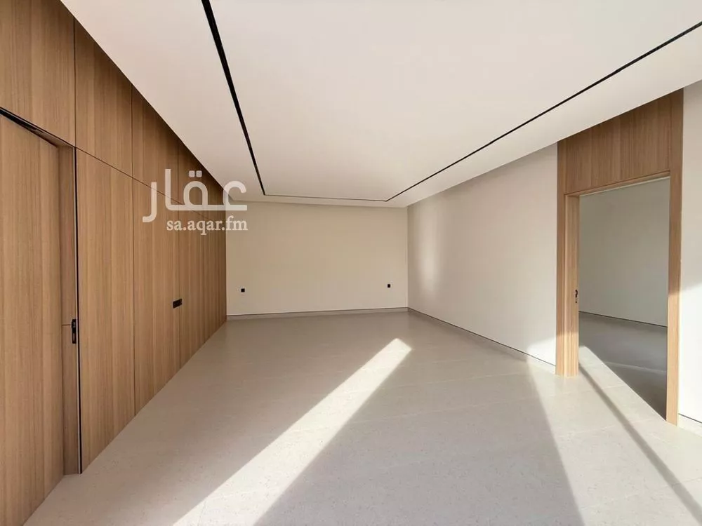 5 bedroom villa in Al Mahdiyyah 8