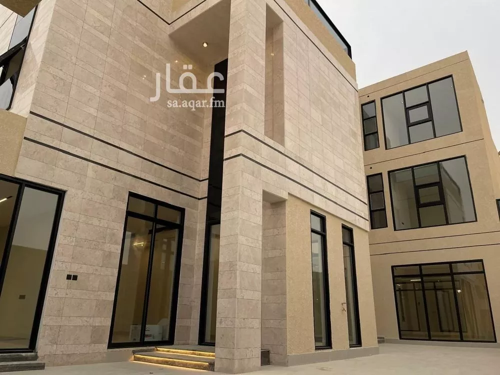 7 bedroom villa in Al Mahdiyyah 2