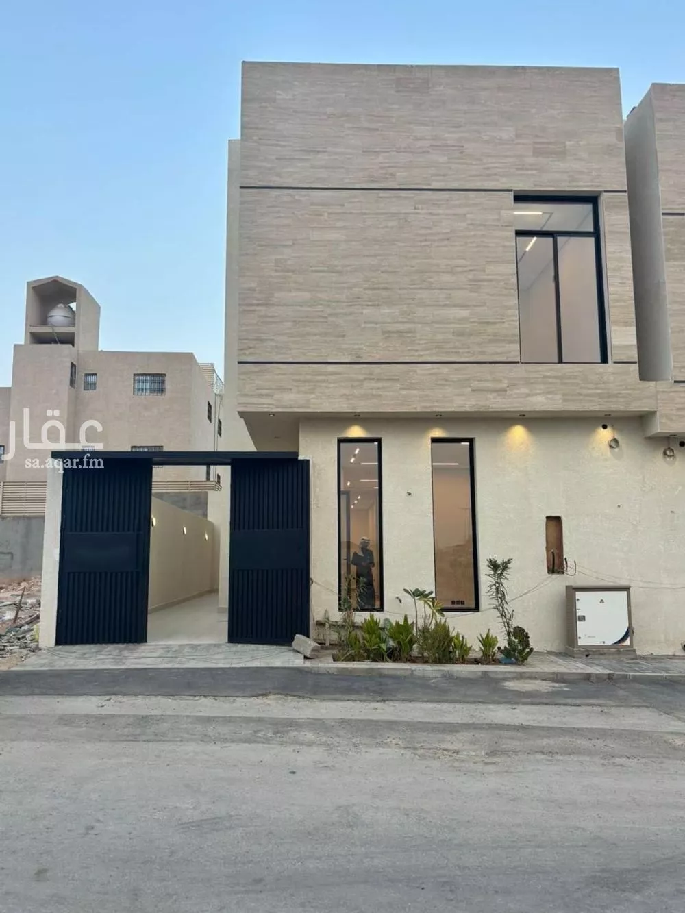 5 bedroom villa in Al Mahdiyyah 3
