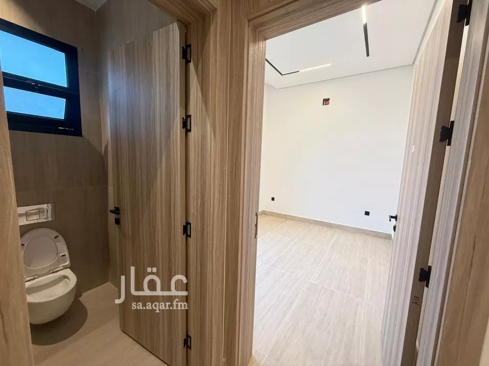 5 bedroom villa in Al Mahdiyyah 9