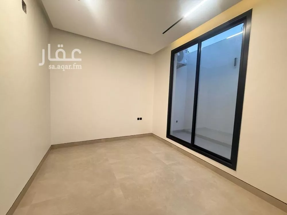 6 bedroom villa in Al Mahdiyyah 20