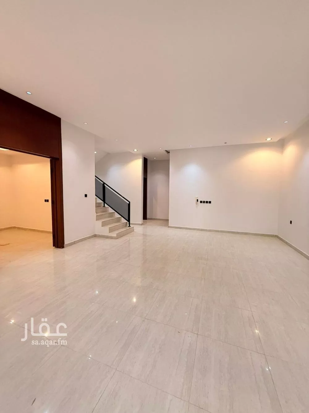 فيلا 5 غرف في طويق 16