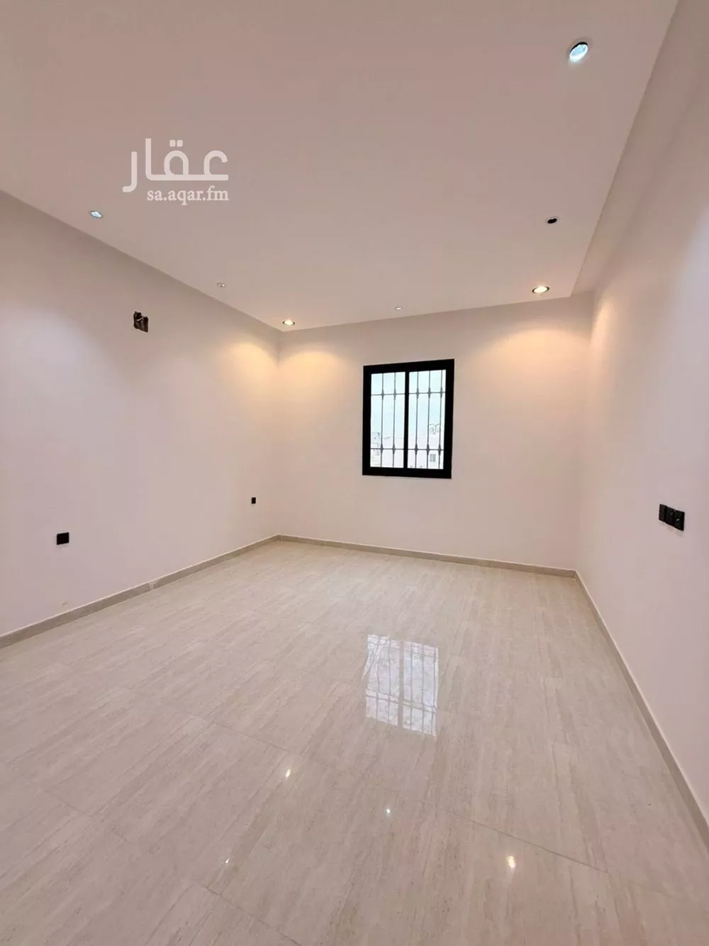 فيلا 5 غرف في طويق 6