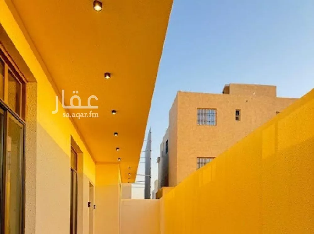 6 bedroom villa in Al Mahdiyyah 3