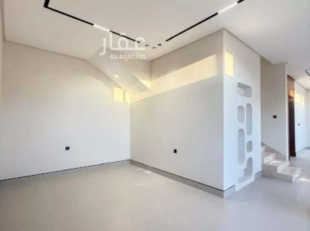 6 bedroom villa in Al Mahdiyyah 7