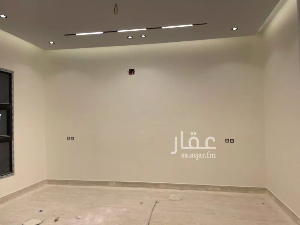 فيلا 5 غرف في ظهرة لبن 10
