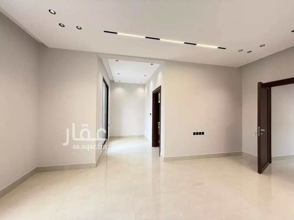 6 bedroom villa in Al Mahdiyyah 18