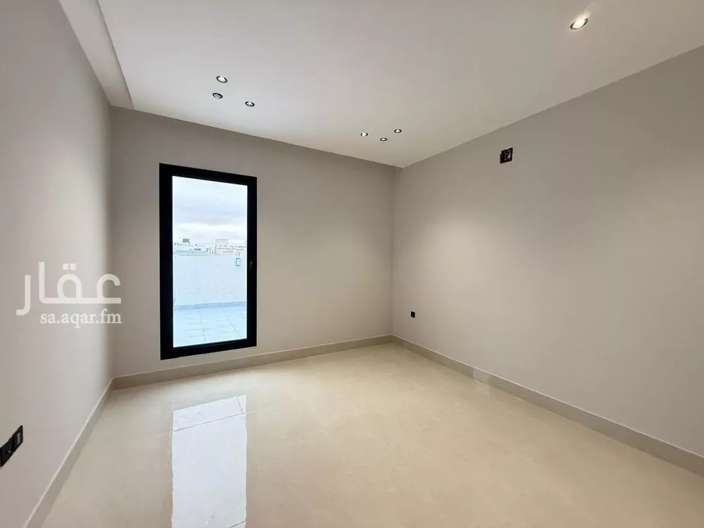 6 bedroom villa in Al Mahdiyyah 21
