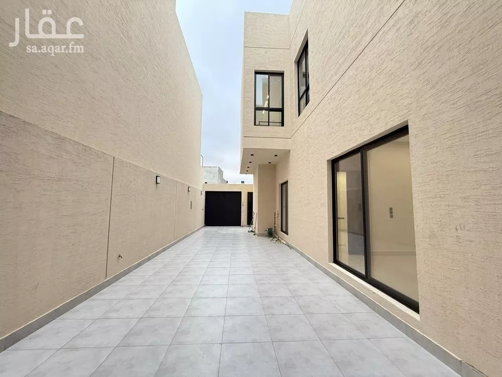 6 bedroom villa in Al Mahdiyyah 23