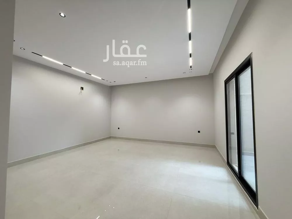 6 bedroom villa in Al Mahdiyyah 7
