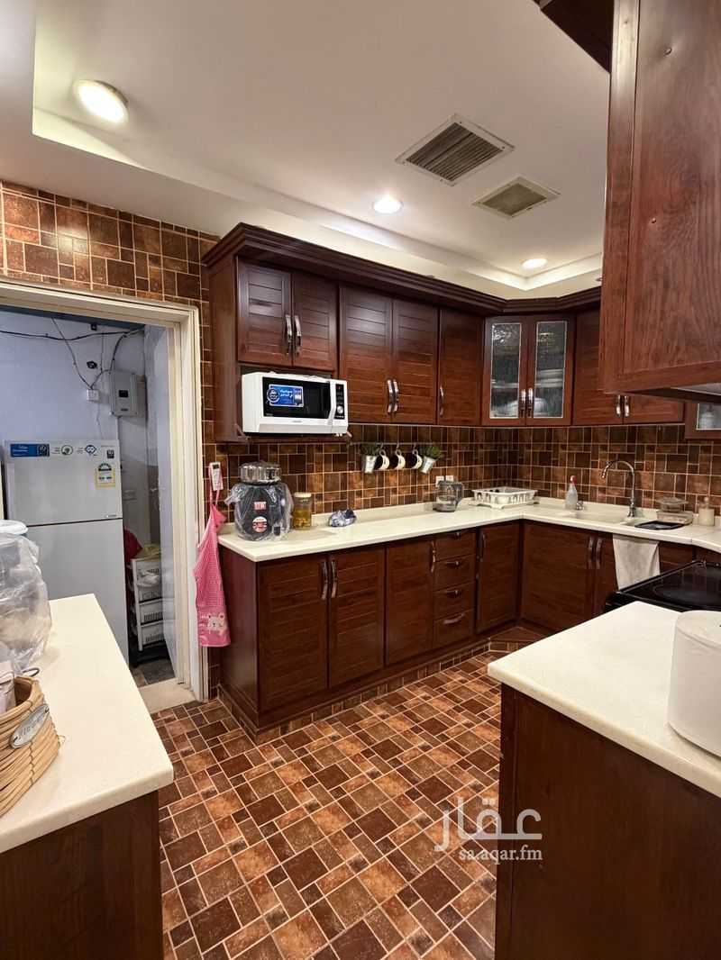 5 bedroom villa in Al Aridh, Riyadh 17
