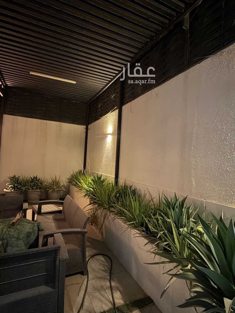 5 bedroom villa in Al Aridh, Riyadh 9