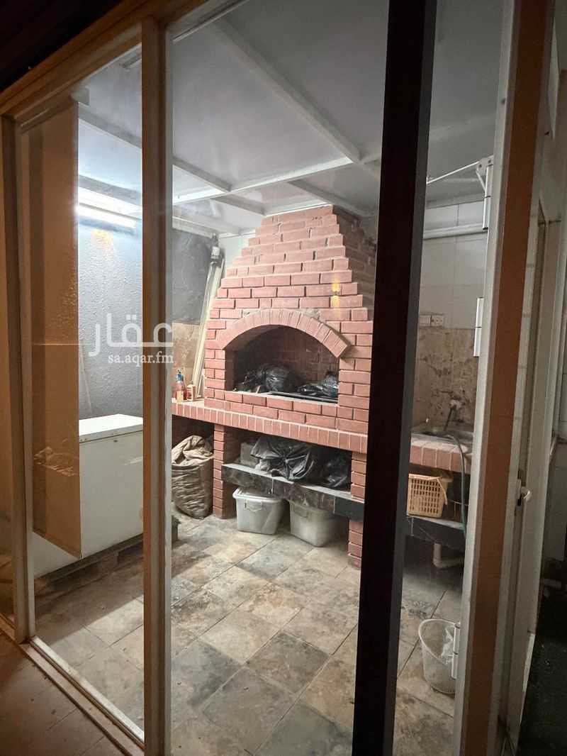 5 bedroom villa in Al Aridh, Riyadh 10