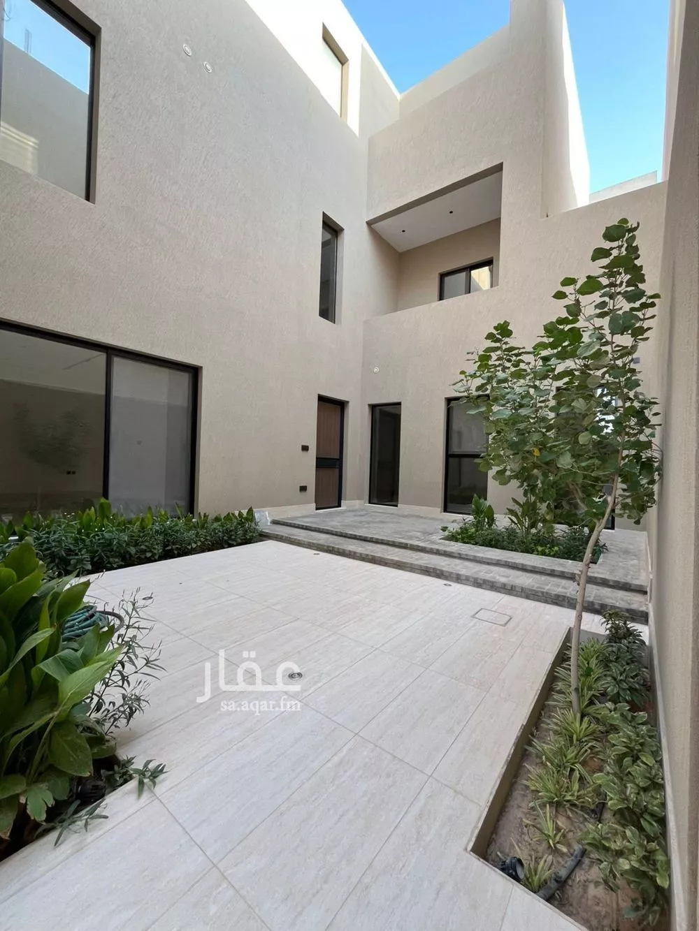 4 bedroom villa in Al Mahdiyyah 11