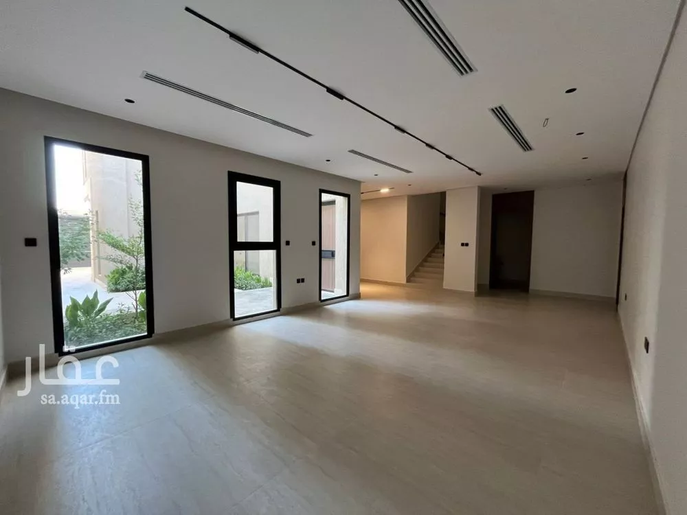 4 bedroom villa in Al Mahdiyyah 20