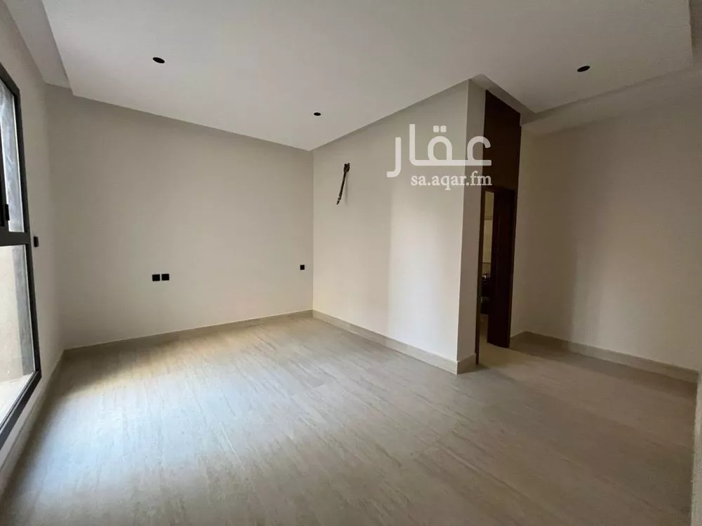 4 bedroom villa in Al Mahdiyyah 26